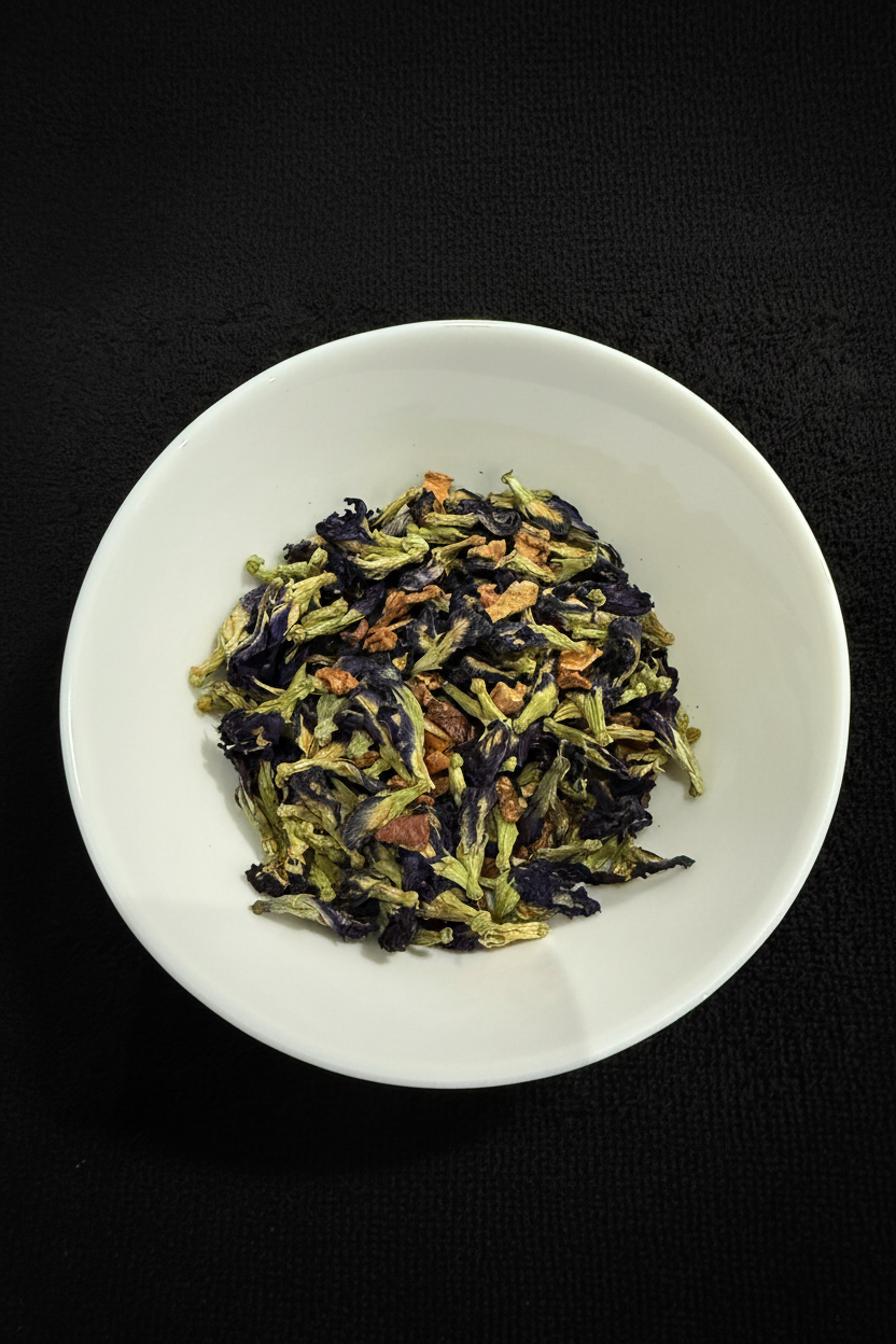 Blue Apple Twist - kruidenthee met butterfly pea en appel. 4teanoir..MR018..